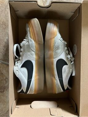 Nike sb pogo plus sneakers size 6.5 women’s